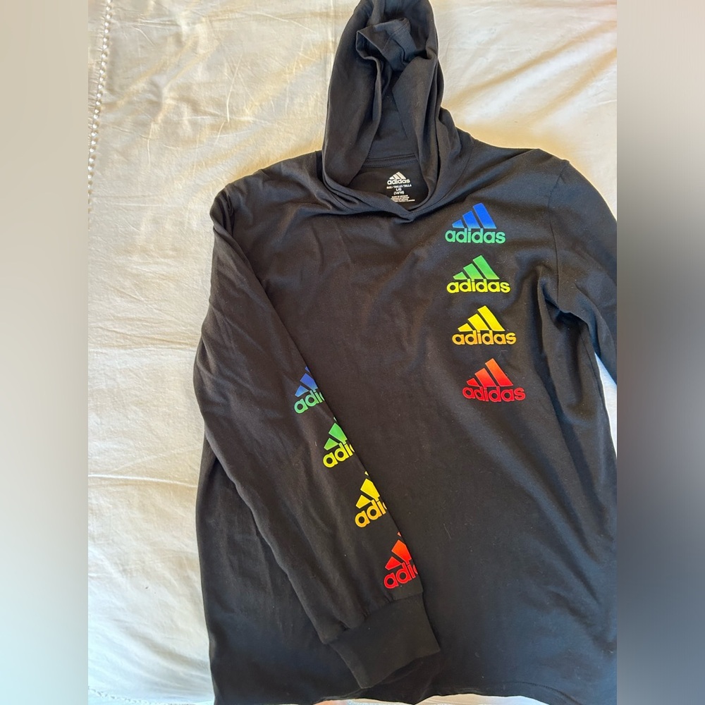 Adidas Hoodie 💛